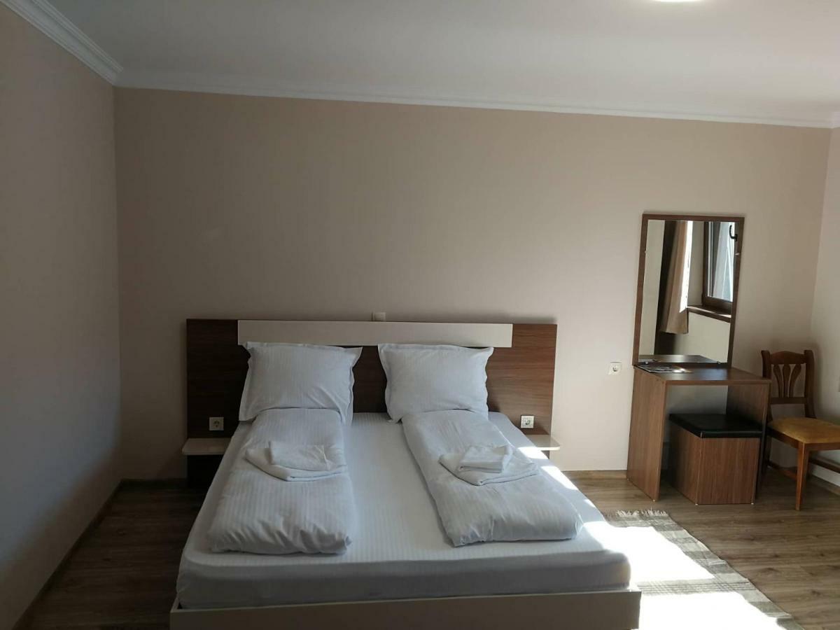 Слънчевата Къща Hotel Kovačevica Exterior foto