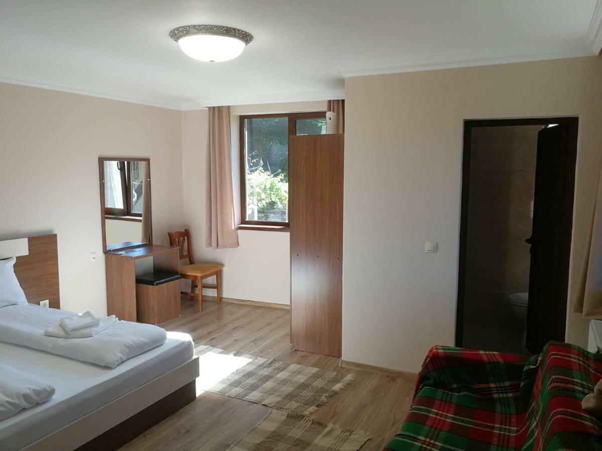 Слънчевата Къща Hotel Kovačevica Exterior foto