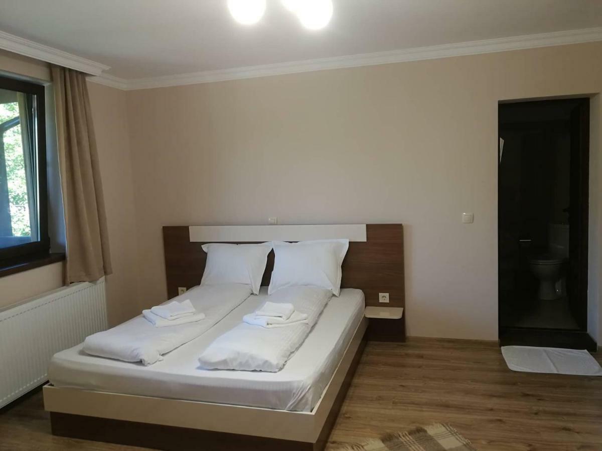 Слънчевата Къща Hotel Kovačevica Exterior foto
